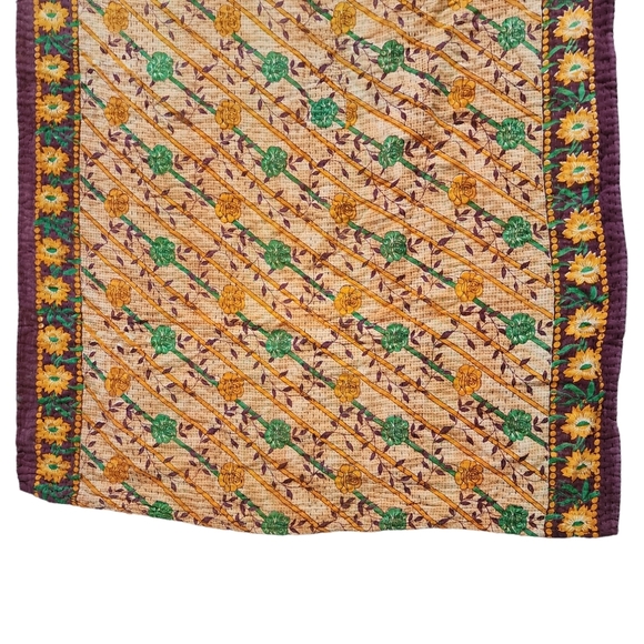 VINTAGE quilted textured ultra soft fabric Saree 36 x 78 - Picture 8 of 9